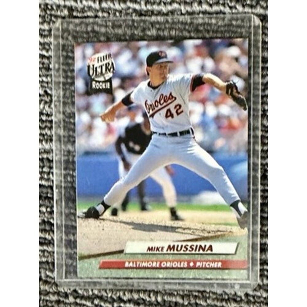 1992 Fleer Ultra Baseball - #9 Mike Mussina RC - Baltimore Orioles - HOF 2019